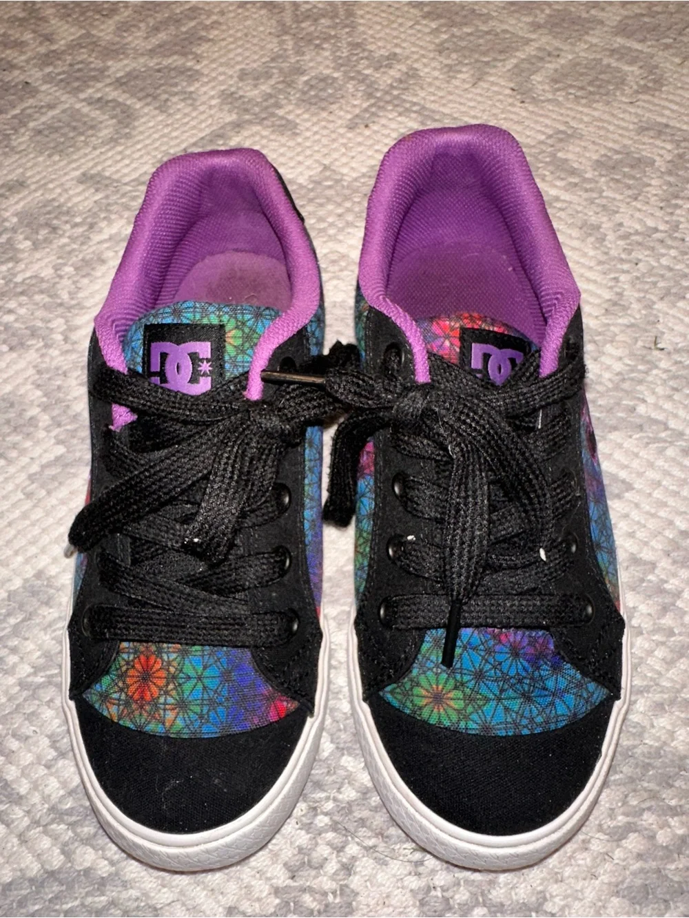 DC Ladies 7.5 Multi-Color Floral Lace-Up Skate Shoes - Picture 5 of 9